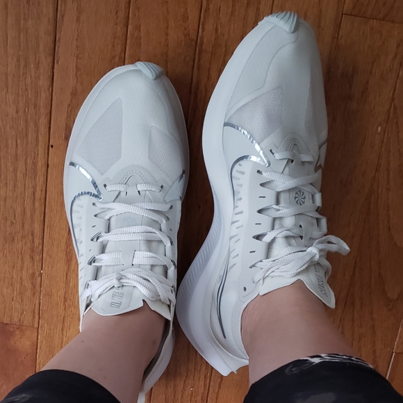 Meet your Posher, April - Picture 3 of 8